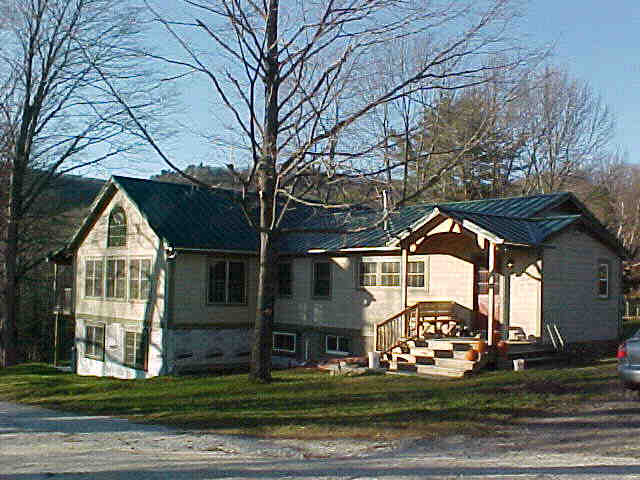 Building photograph for 90 BUNKER HILL ROAD